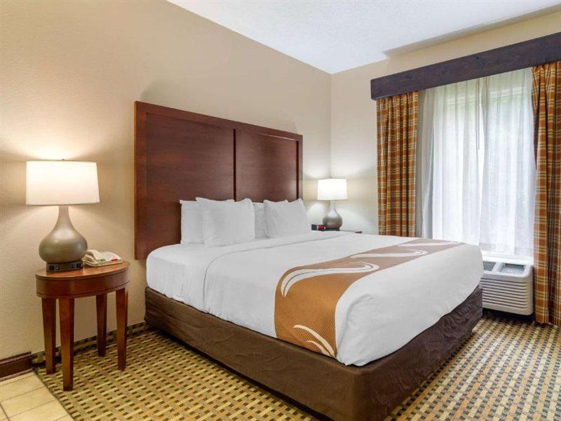 Quality Inn & Suites Decatur - Atlanta East Lithonia Exterior photo