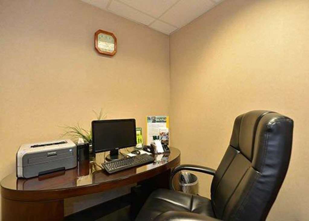 Quality Inn & Suites Decatur - Atlanta East Lithonia Facilities photo
